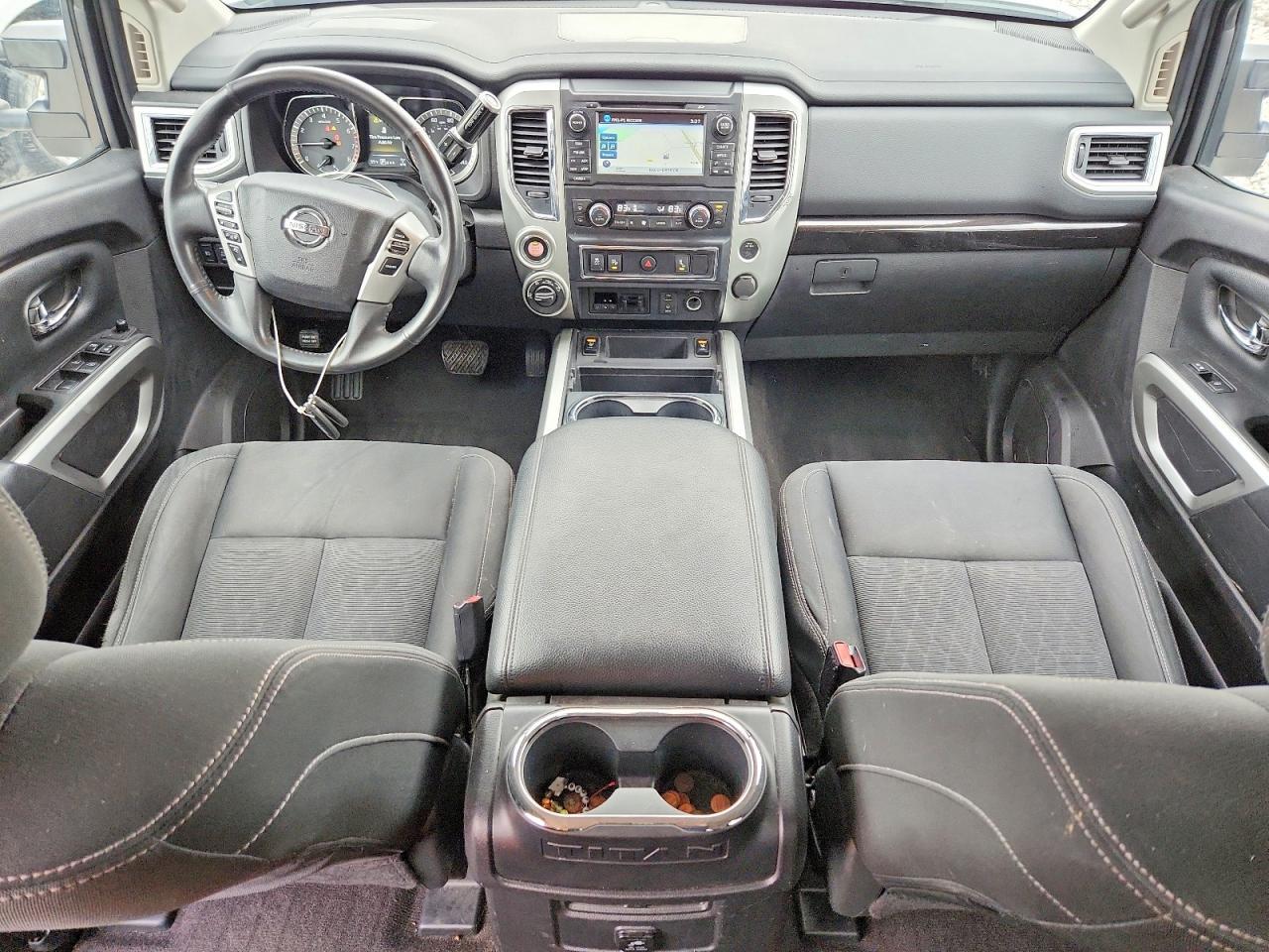 2017 Nissan Titan SV