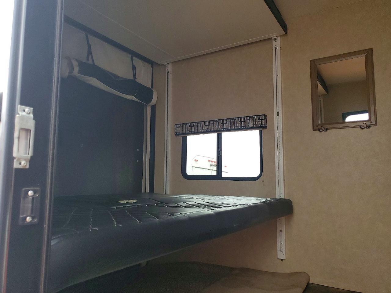 2016 Cruisers Yachts 2016 Cruiser Stryker Camper