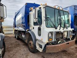 Vehiculos salvage en venta de Copart Colorado Springs, CO: 2010 Mack MRU613 Refuse Truck