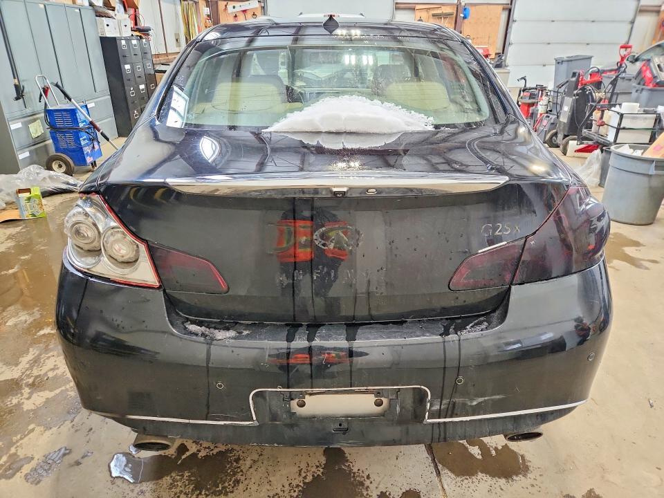 2011 Infiniti G25 Sedan x