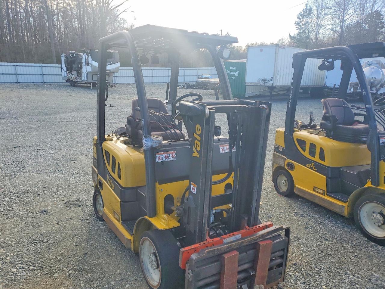 2016 Yale Forklift-Forklift