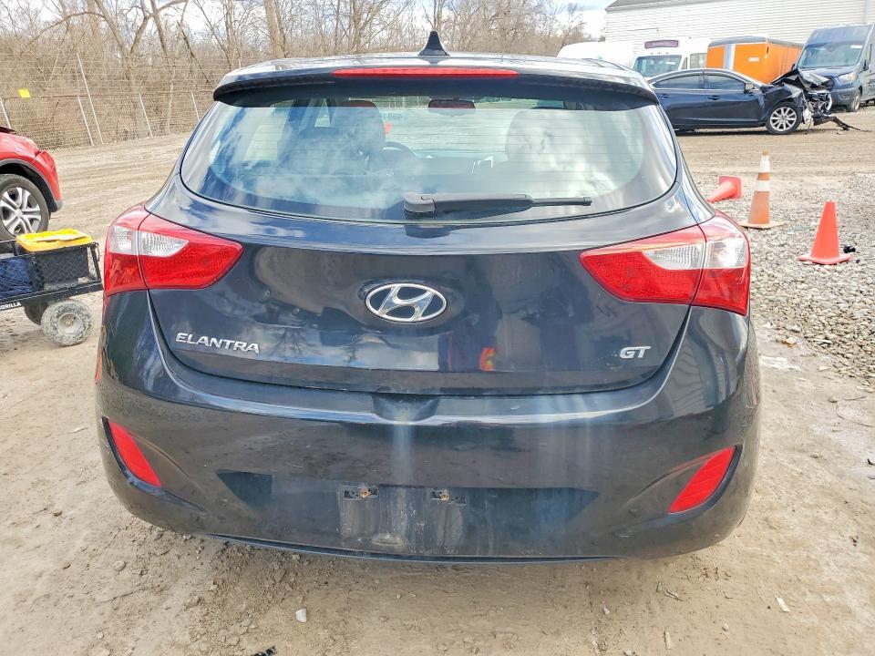 2013 Hyundai Elantra gt Base