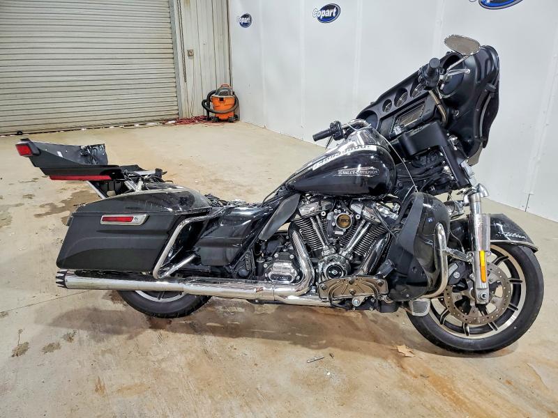 2018 Harley-Davidson Flhtcu Ultra Classic Electra Glide