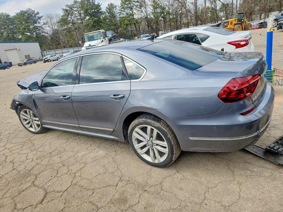 2017 Volkswagen Passat sel Premium