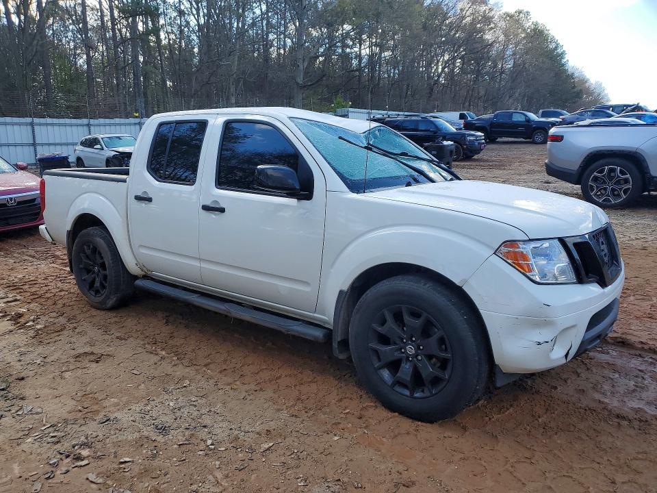 2021 Nissan Frontier sv