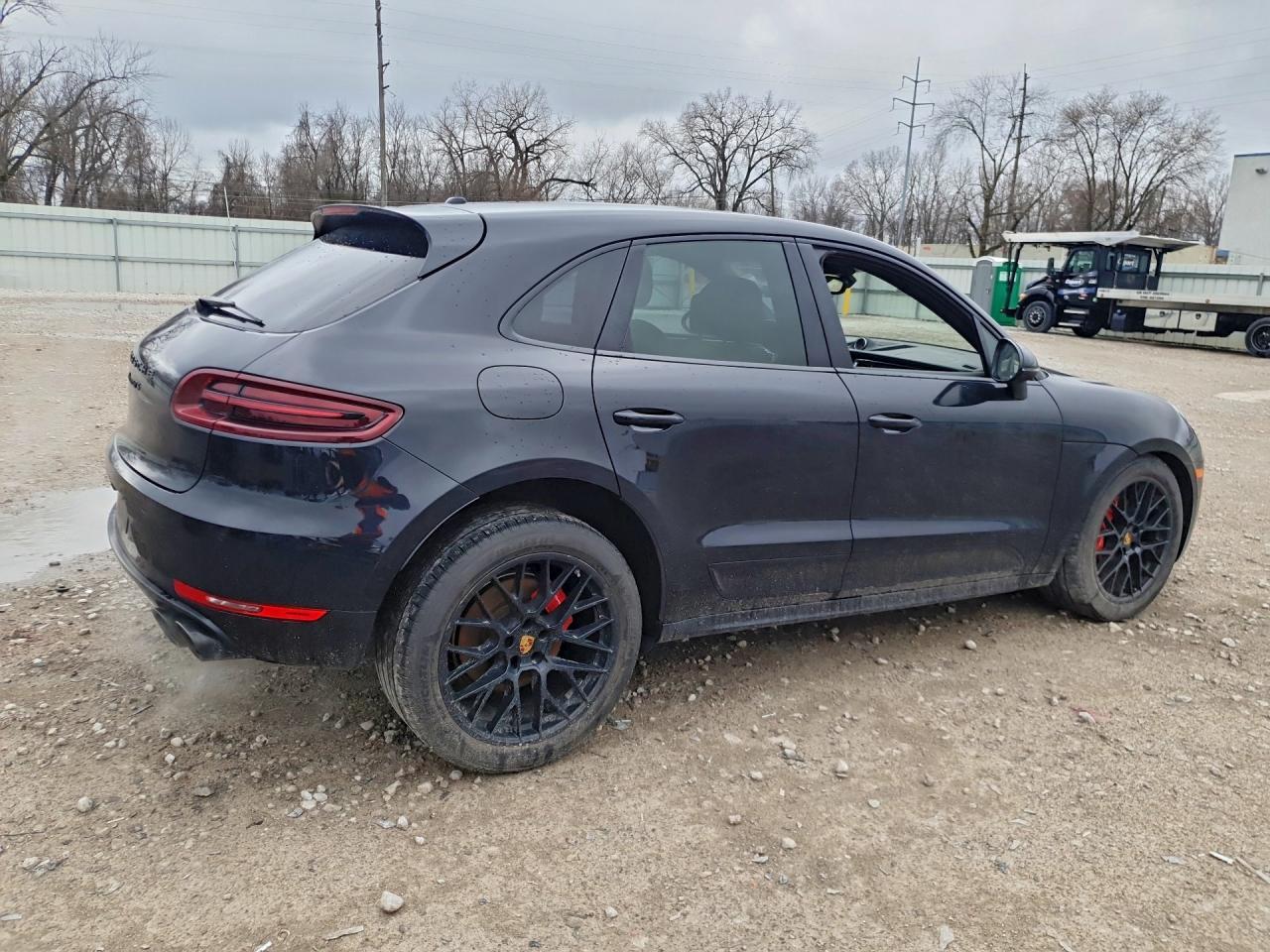 2017 Porsche Macan gts