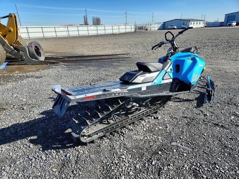 2020 Skidoo Summit X 850 E-TEC