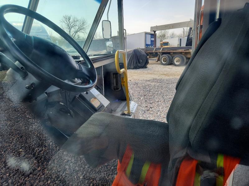 2015 Ford F59 Delivery Truck