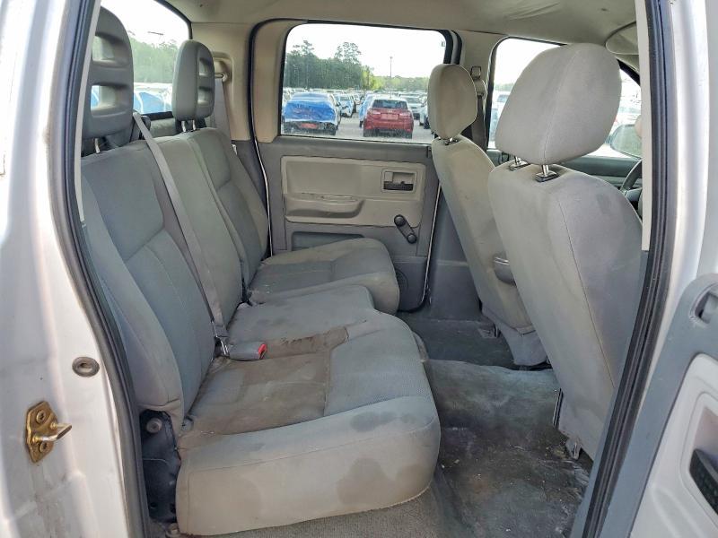 2006 Dodge Dakota Quattro