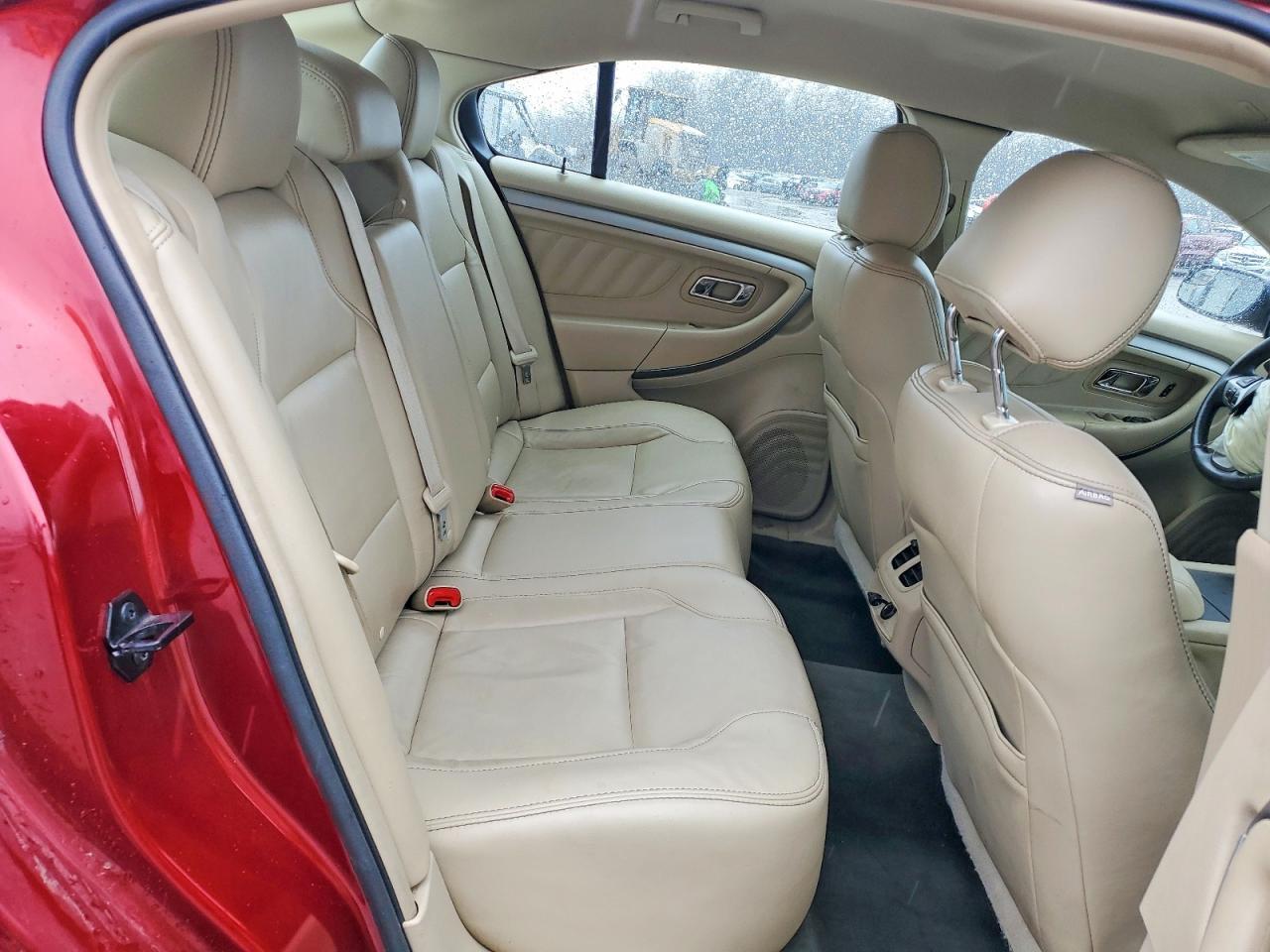 2014 Ford Taurus sel