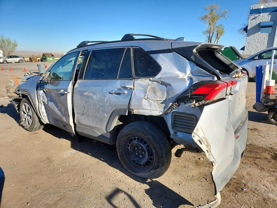 2020 Toyota Rav4 le