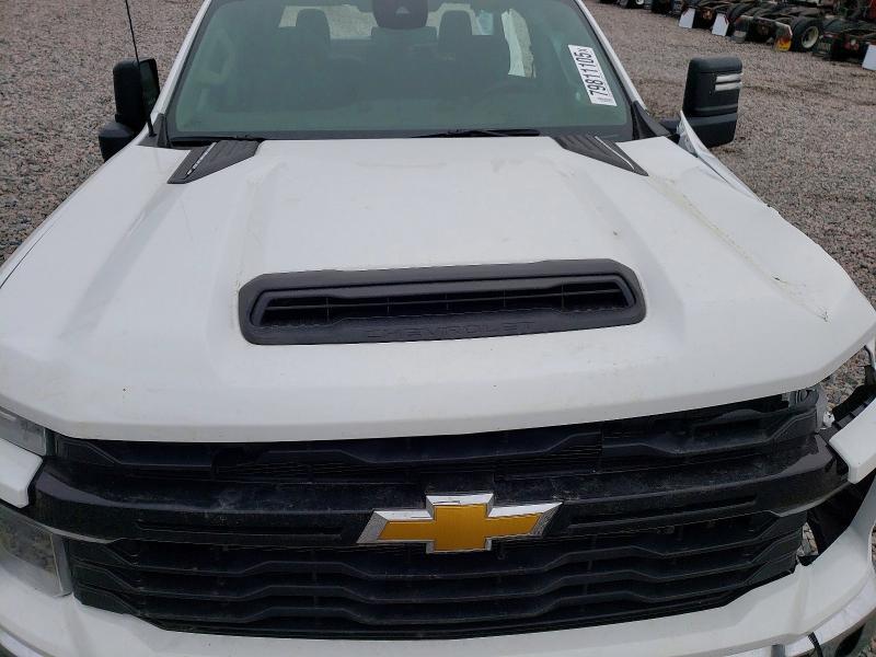 2025 Chevrolet Silverado K3500