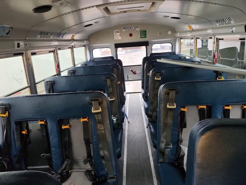 2014 Chevrolet Express G4-Shuttle Bus