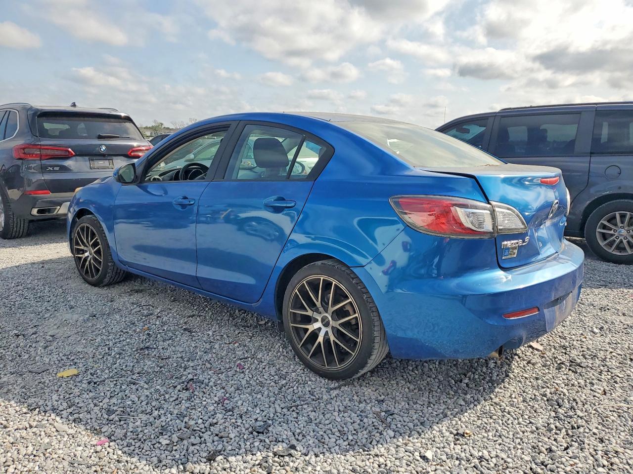 2012 Mazda 3 I