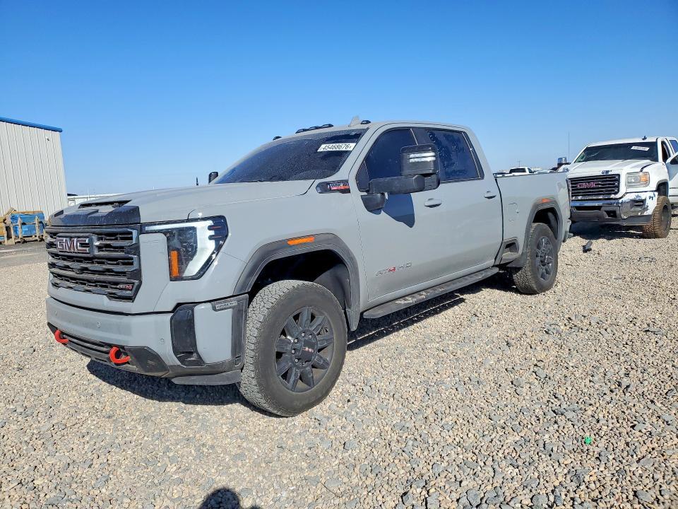 2025 GMC Sierra K2500 AT4