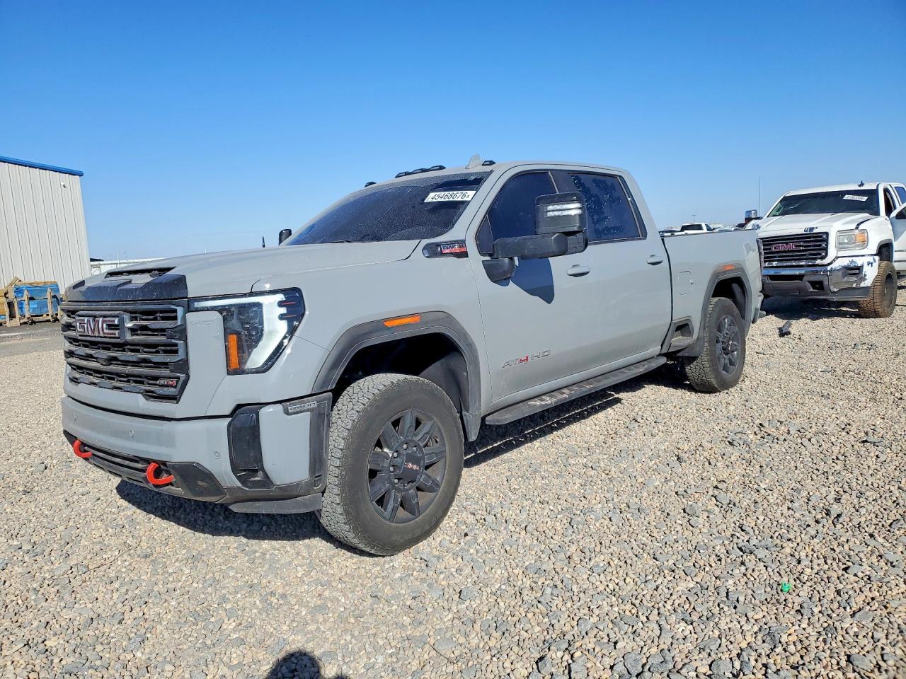 2025 GMC Sierra K2500 AT4