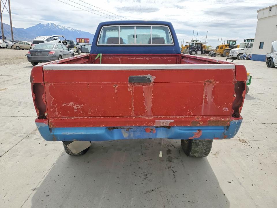 1987 Toyota Pickup Deluxe