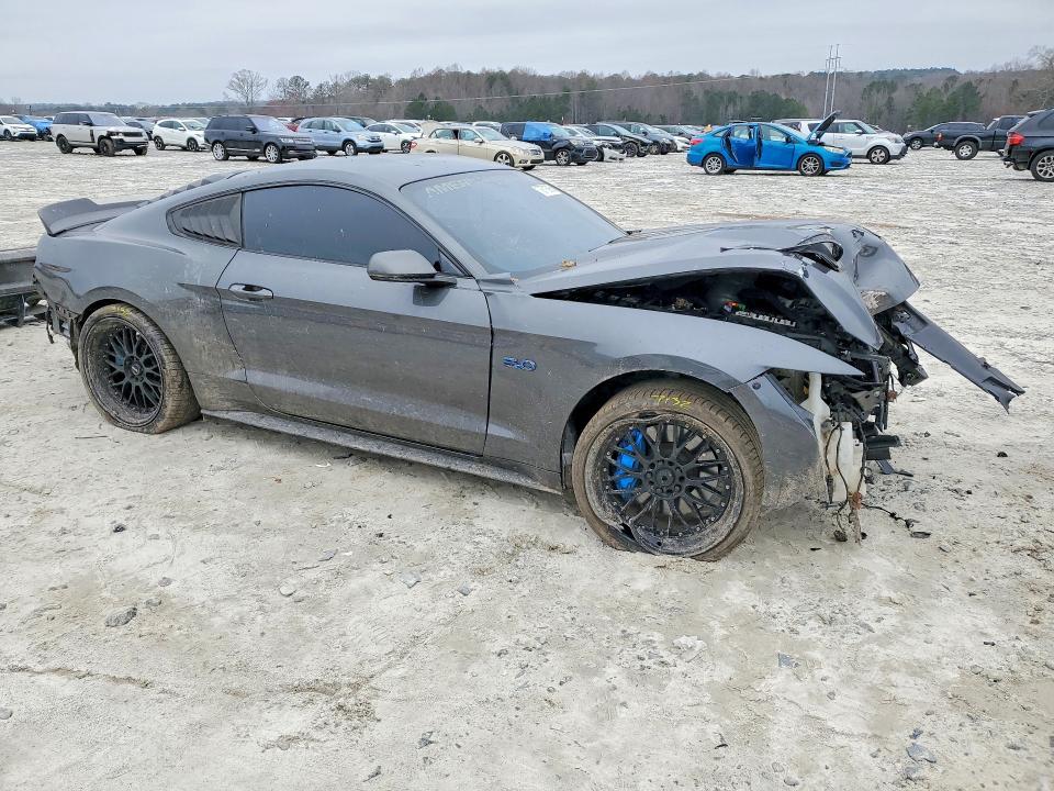 2017 Ford Mustang gt