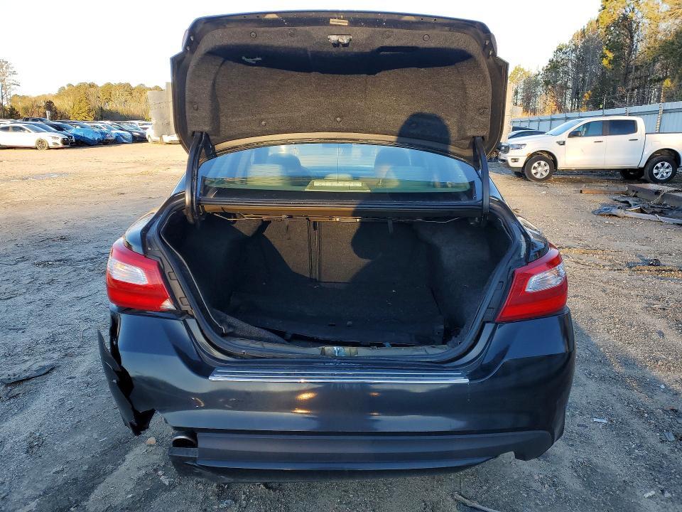 2016 Nissan Altima 2.5 sv