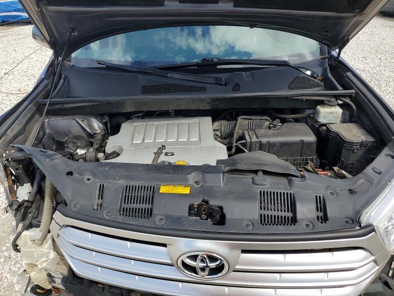 2013 Toyota Highlander Base