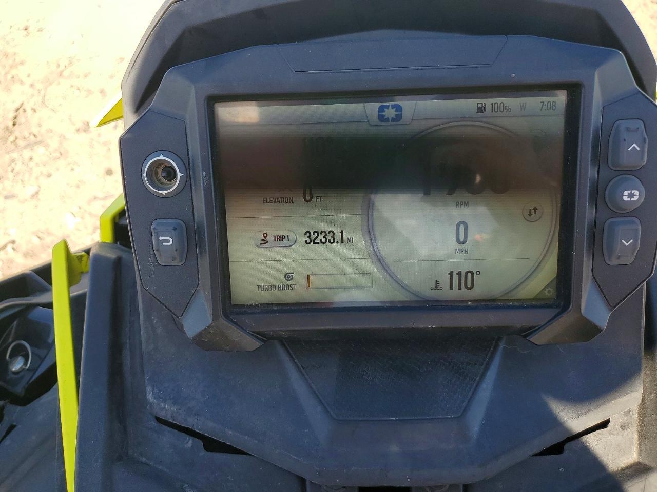 2022 Polaris Matryx RMK PKG