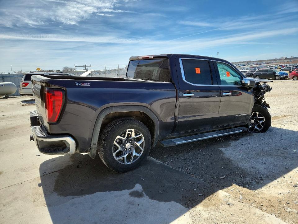 2025 GMC Sierra K1500 slt