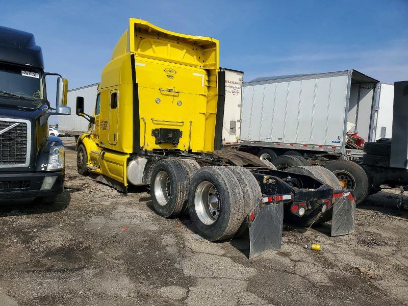 2017 Peterbilt 579 Semi Truck