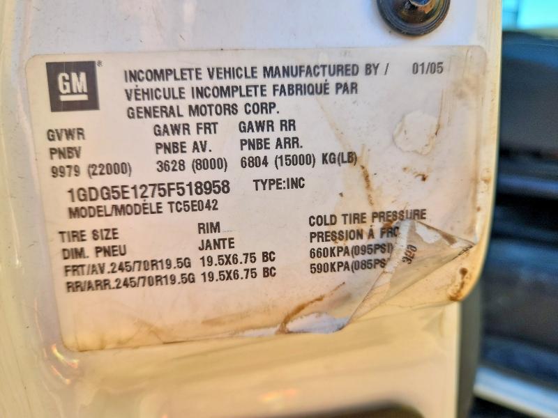 2005 GMC C5500 C5E042