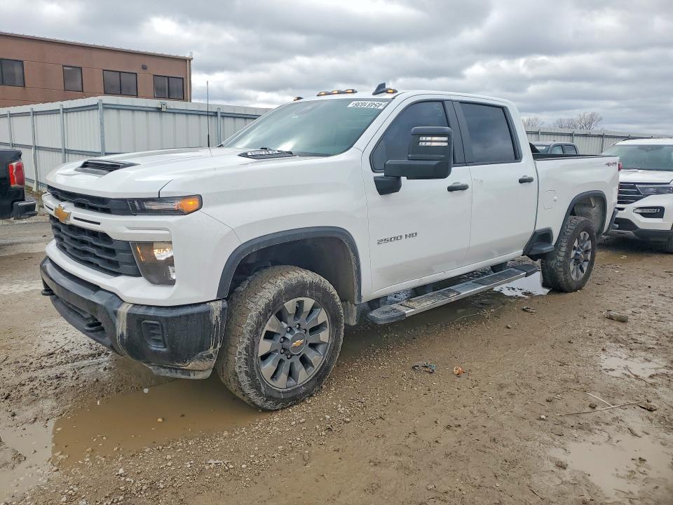 2024 Chevrolet Silverado K2500 Custom