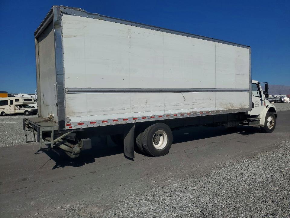 2020 Freigliner 2020 Freightliner Business Class M2 BOX Truck