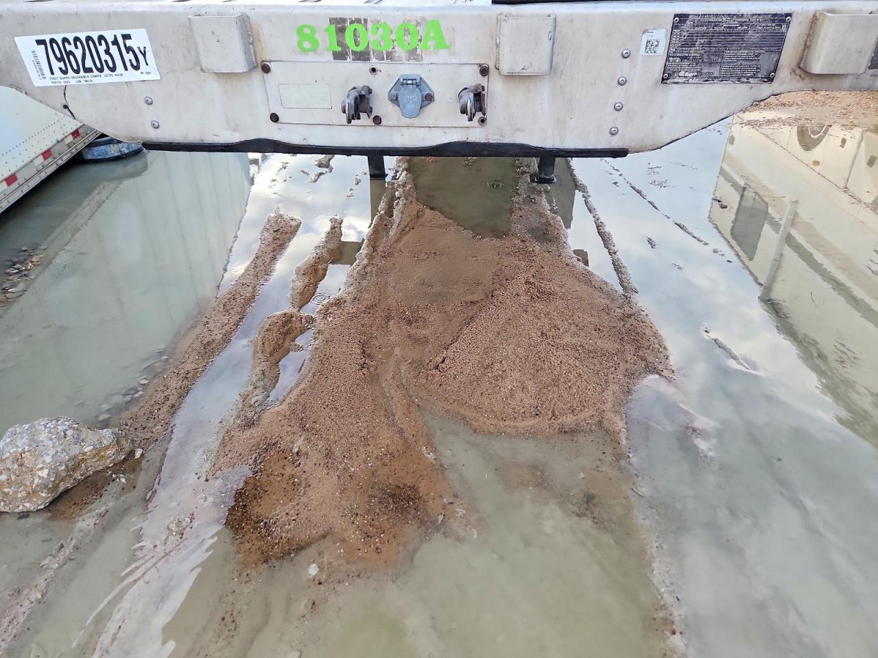 2013 Transcraft Flatbed Trailer