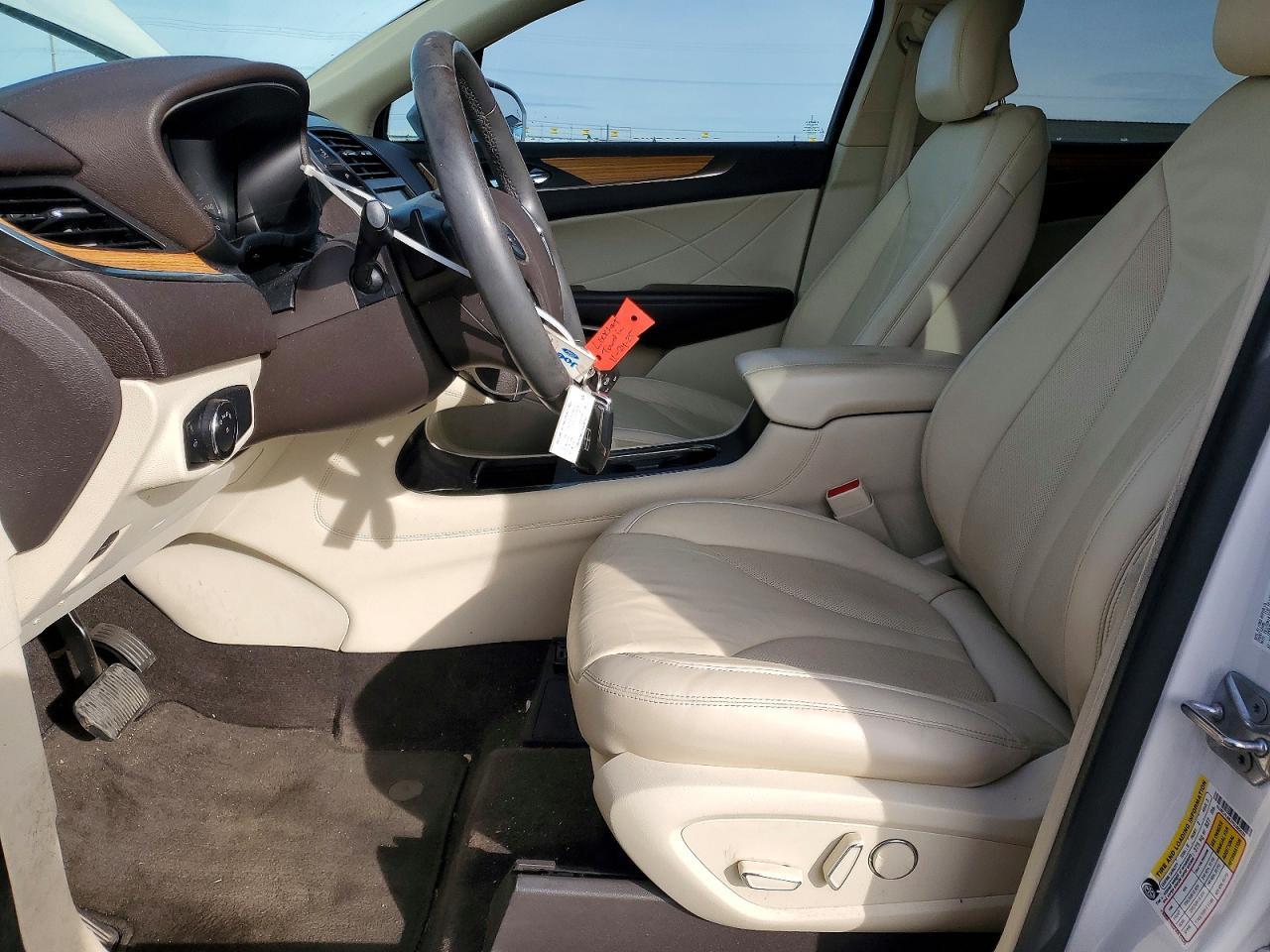 2015 Lincoln Townhouse MKC