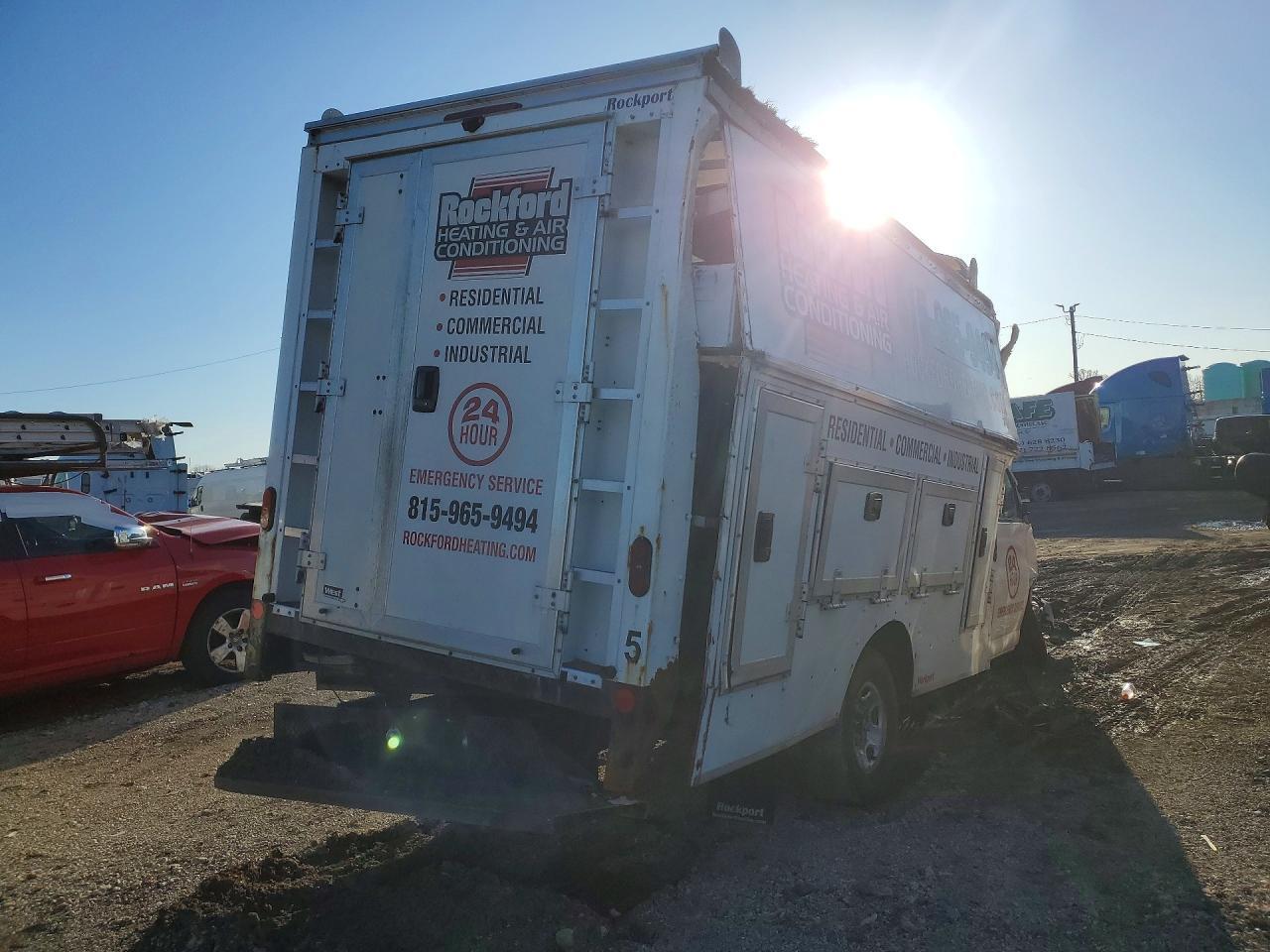 2021 Chev Express G3500