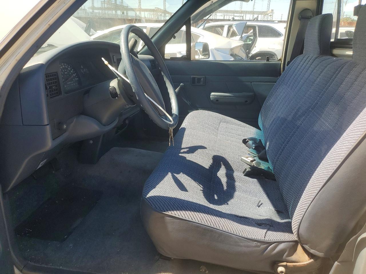 1993 Toyota Pickup Deluxe