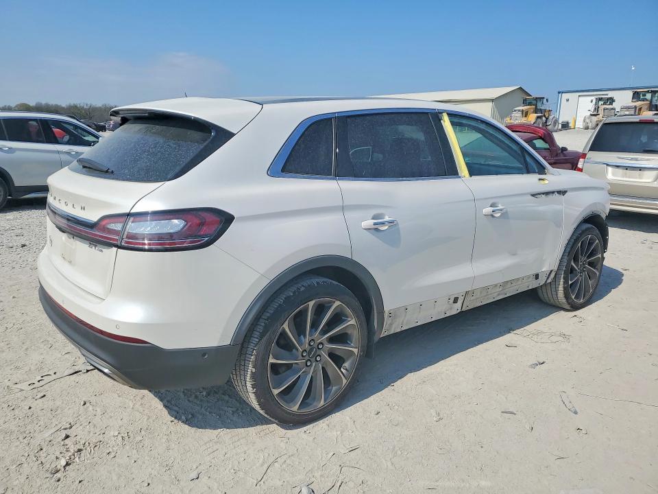 2019 Lincoln Nautilus Reserve