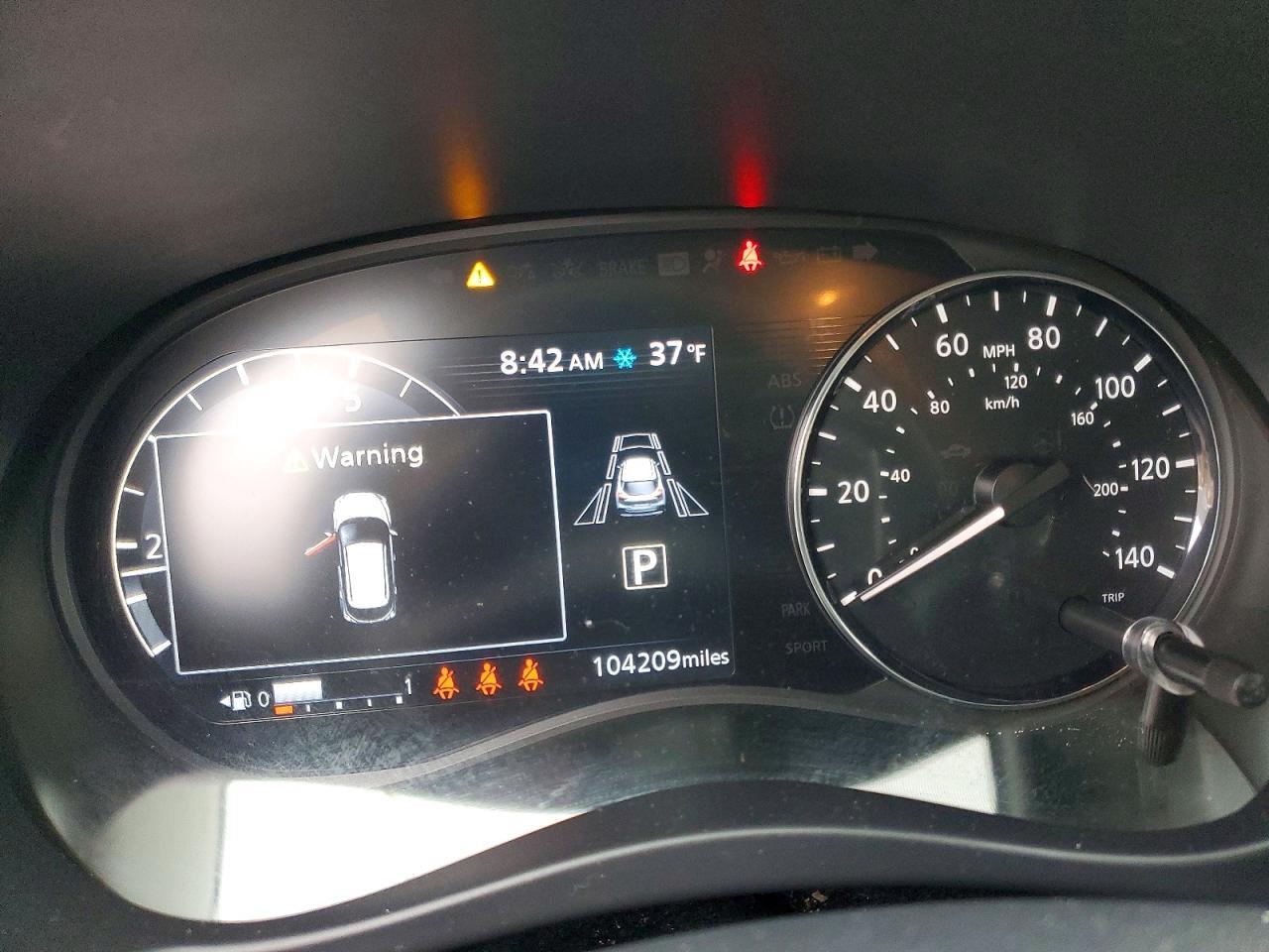 2023 Nissan Kicks sv