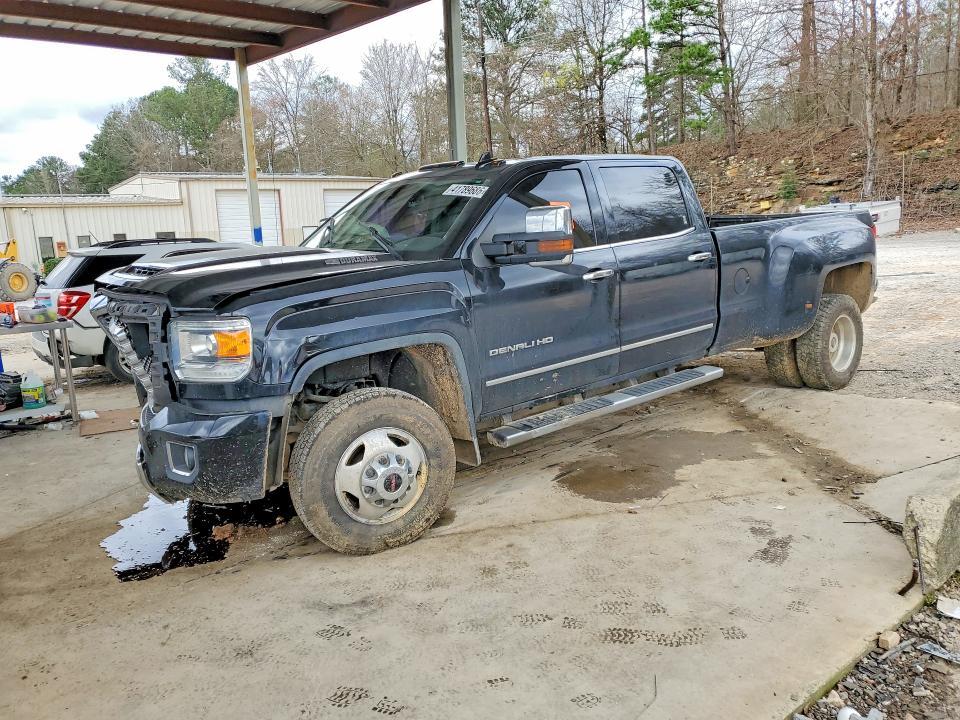 2017 GMC Sierra K3500 Denali