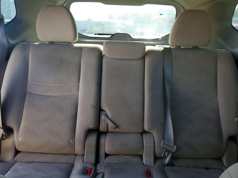 2014 Nissan Rogue sv