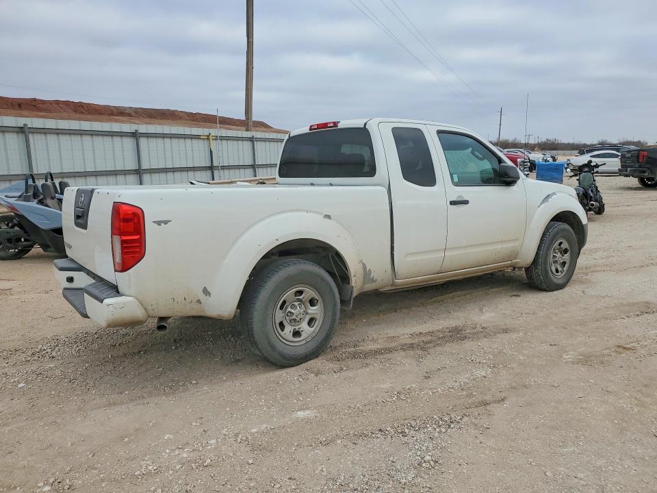 2018 Nissan Frontier s