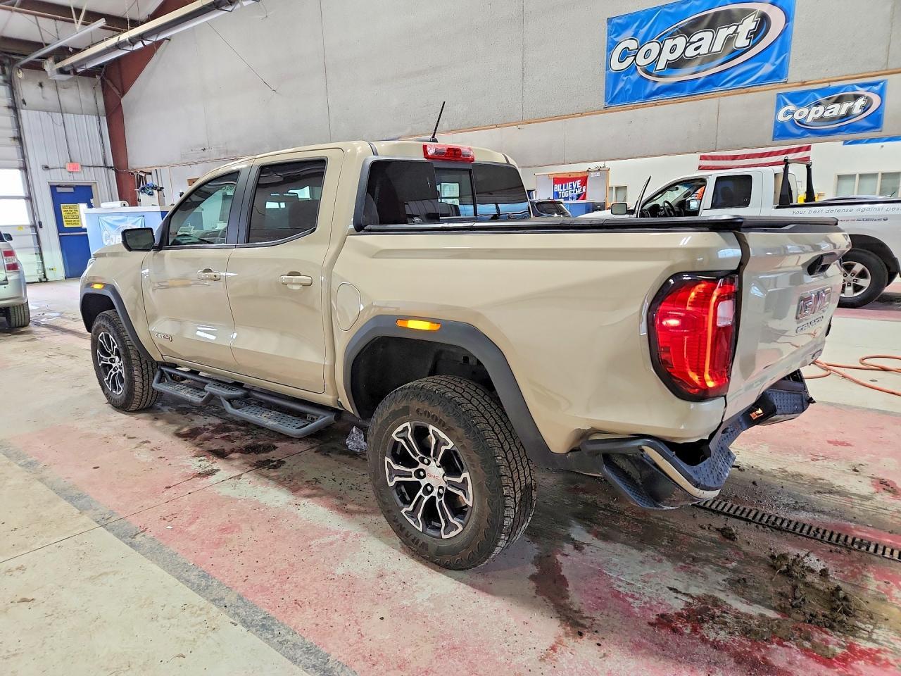 2024 GMC Canyon AT4