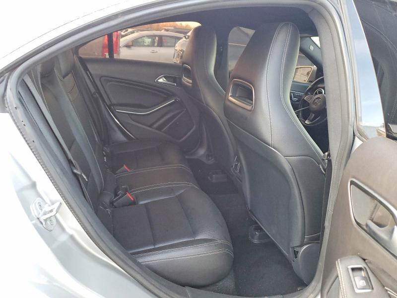 2018 Mercedes-Benz Cla 250