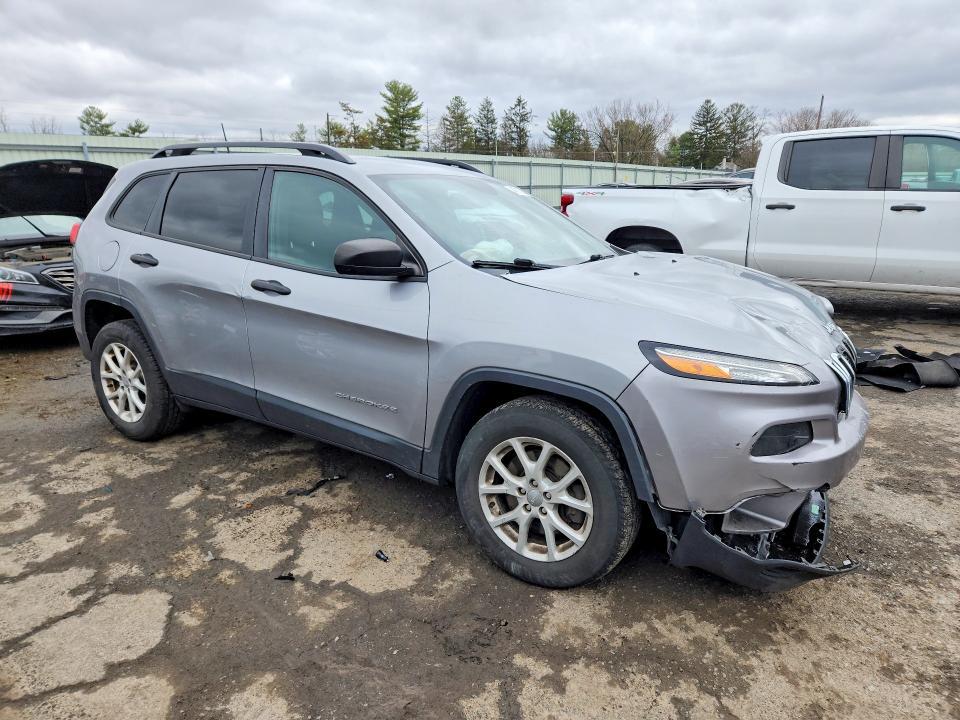 2017 Jeep Cherokee Sport