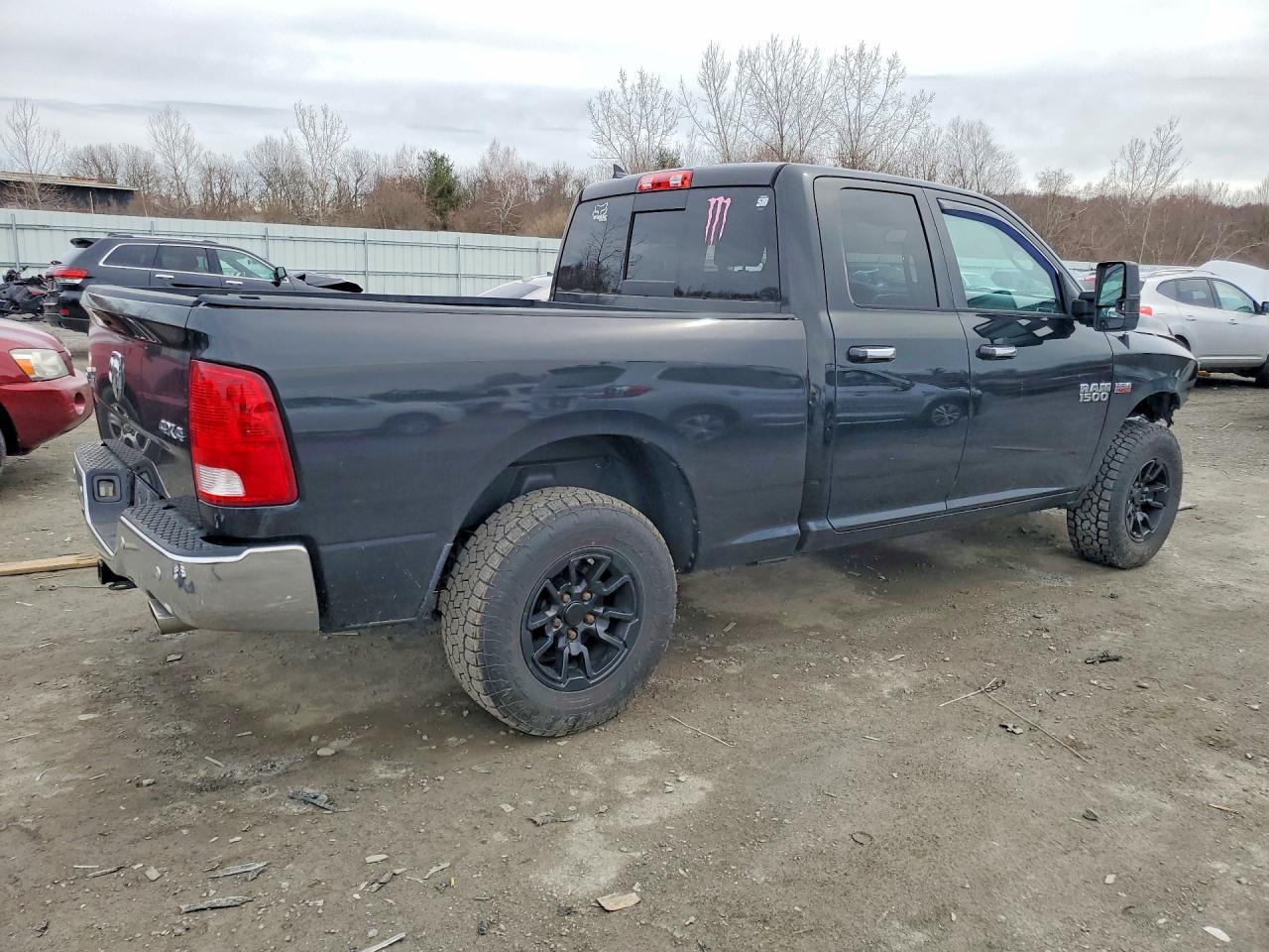 2016 Dodge RAM 1500 SLT