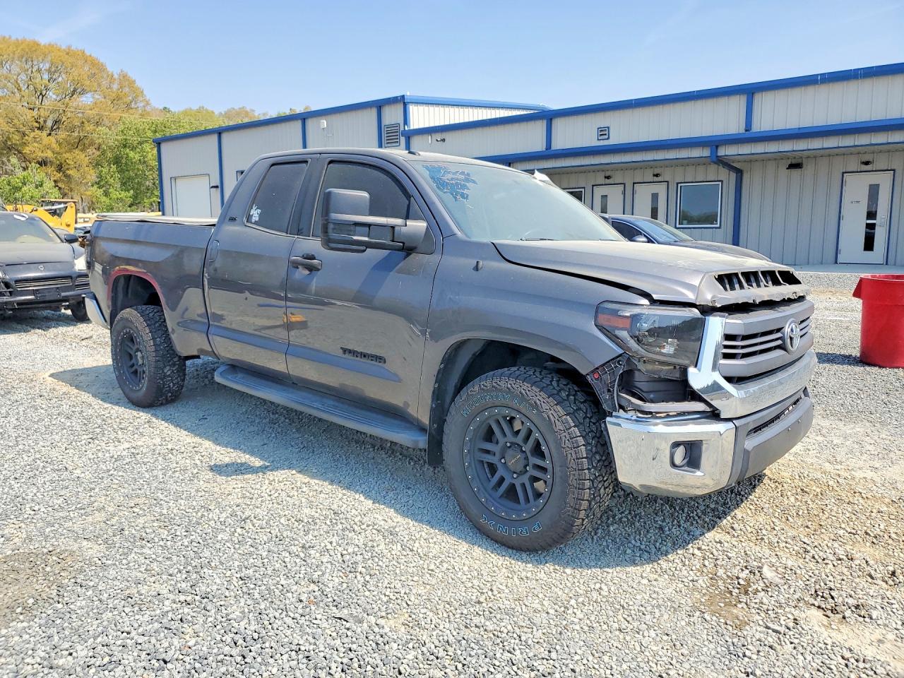 2014 Toyota Tundra SR5