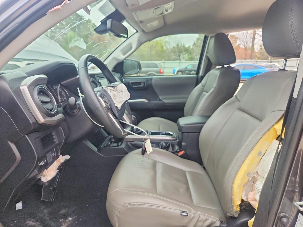 2019 Toyota Tacoma SR5 V6