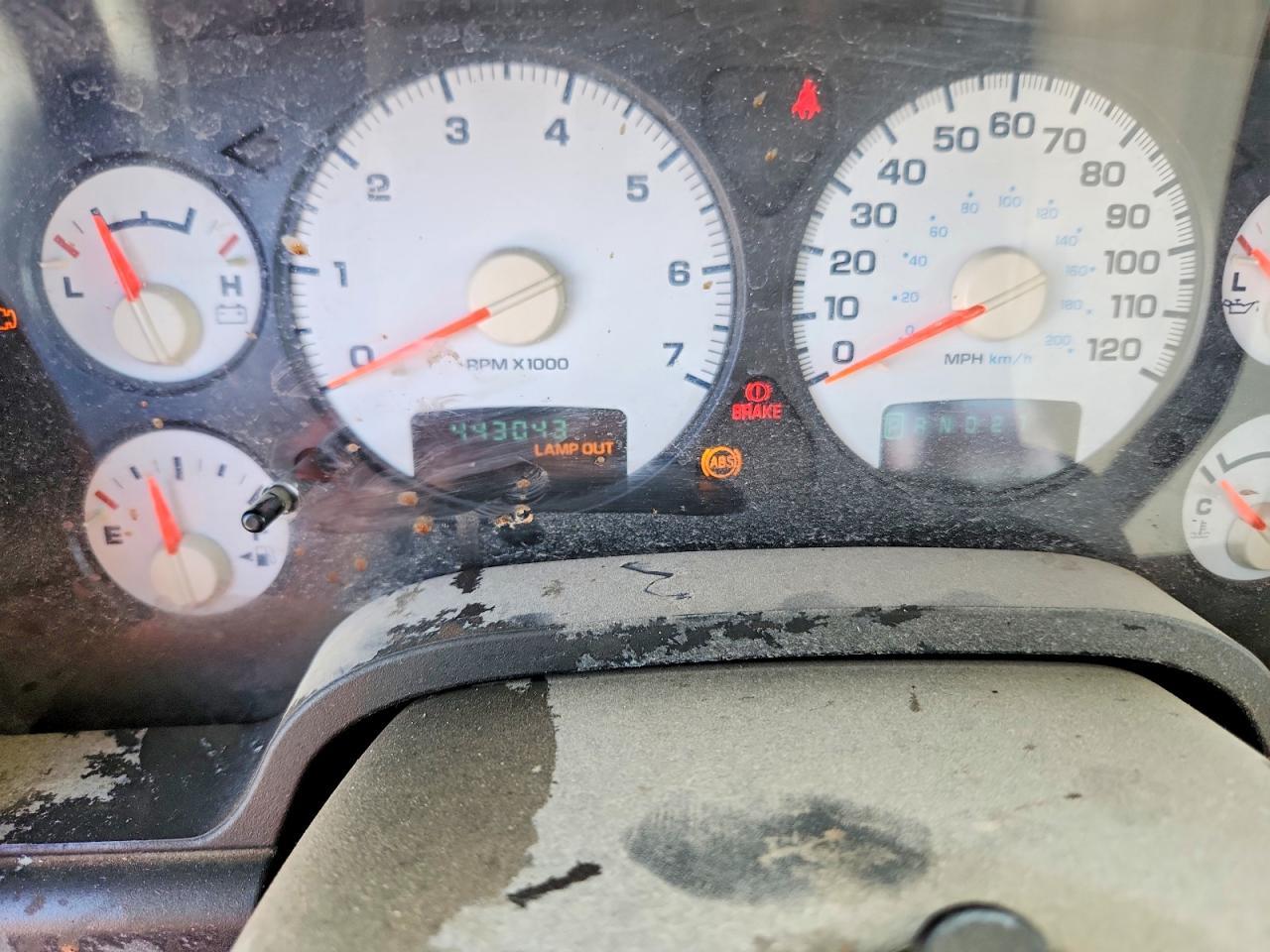 2004 Dodge RAM 2500 ST