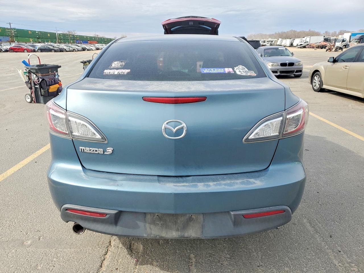 2010 Mazda 3 I