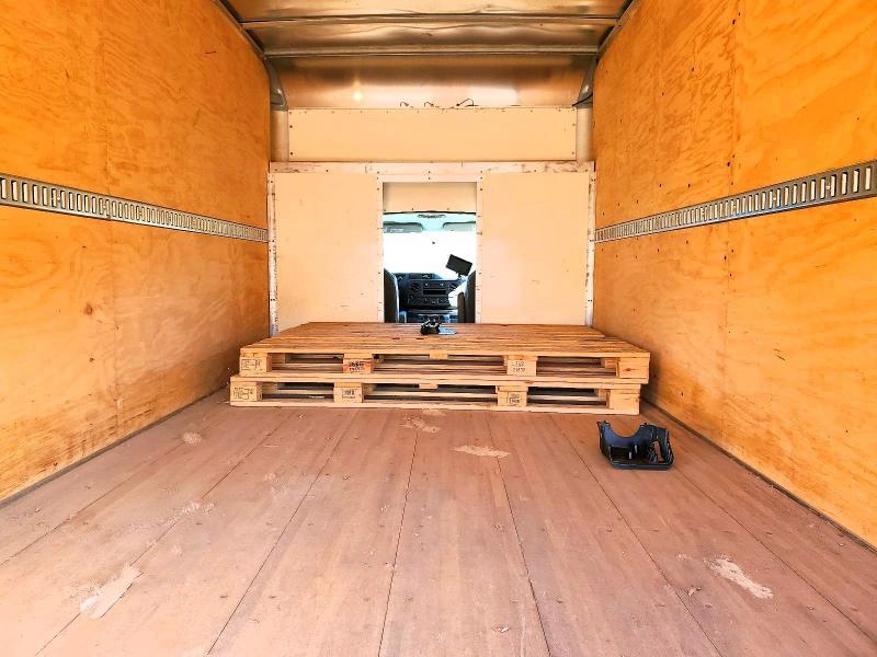 2021 Ford E450 BOX Truck