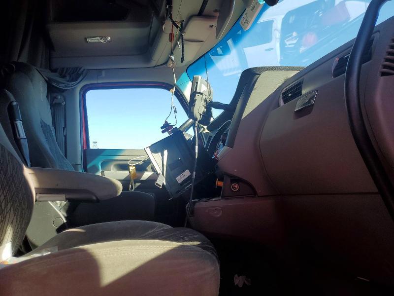 2020 Kenworth T680 Semi Truck