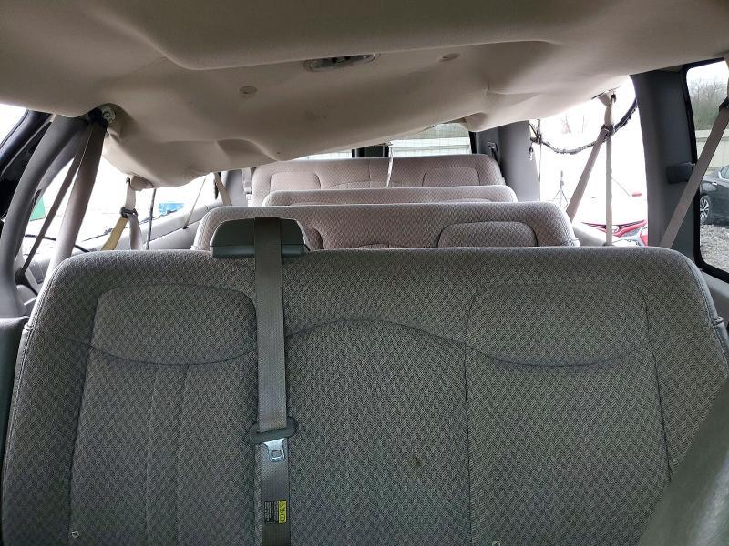 2004 Chevrolet Express G3500